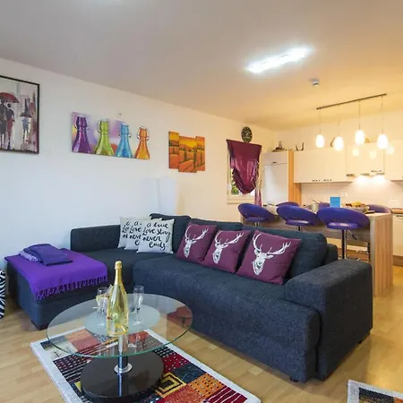 Finca Maslenica Comfortable Holiday 펜션 자다르